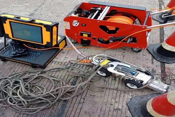 下关CCTV管道检测机器人